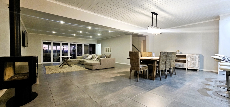 4 Bedroom Property for Sale in Myburgh Park Western Cape
